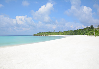 Fototapeta na wymiar Hanimaadhoo Island, Malediven