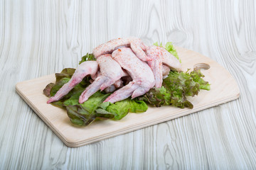 Raw chicken wings