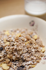 musli cereal and milk
