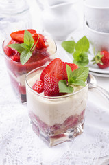 Erdbeer Dessert