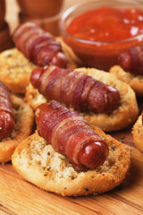 Pigs in blanket