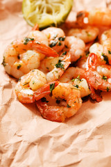 shrimps with lime and parsley