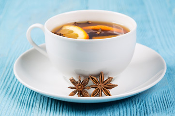 Aromatic tea with cloves