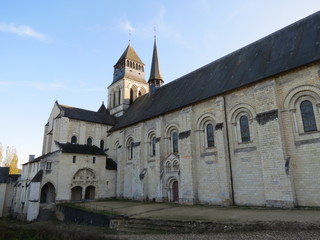 Fototapeta na wymiar Maine-et-Loire - Abbatiale de Fontevraud - Façade Nord