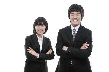 일하고 있는 두 명의 비즈니스맨