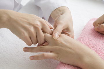 Obraz na płótnie Canvas Finger of massage