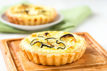 Zucchini quiche