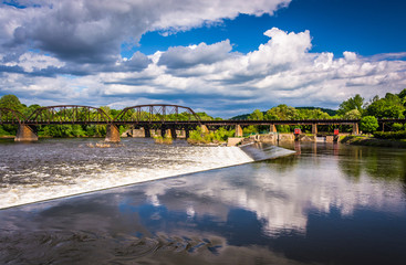 Dam and train bridge over the Delaware River in Easton, Pennsylv