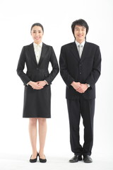 스튜디오에 있는 아시안 비즈니스 여성과 남성
