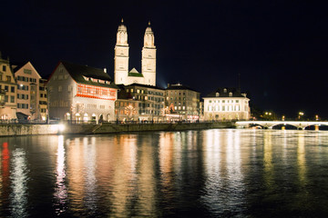 Fototapeta na wymiar Zurich city at night in Switzerland