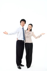 서서 제스처를 취하는 아시안 비즈니스맨과 우먼