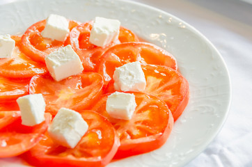 simple tomato salad with cheese