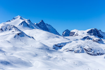 Fototapeta na wymiar View of the Grand Motte glacier