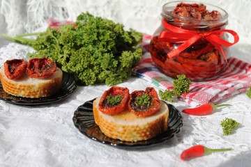 sun-dried tomatoes