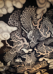 Obraz premium Malowanie bliźniaczych smoków w świątyni Kennin-ji w Kioto