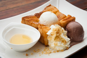 Honey toast
