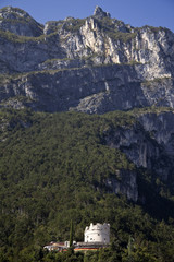 Fototapeta na wymiar Riva del Garda, montagne