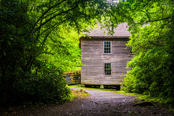 Fototapeta na wymiar Mingus Mill, Great Smoky Mountains National Park, North Carolina