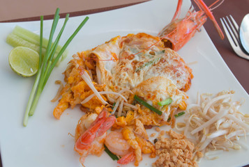 Thailand's national dishes, stir-fried rice noodles (Pad Thai)