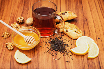 black tea with lemon and honey