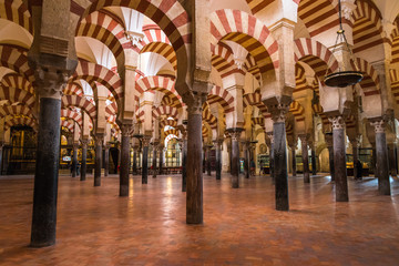 スペイン　メスキータ　The Mosque-cathedral of Córdoba