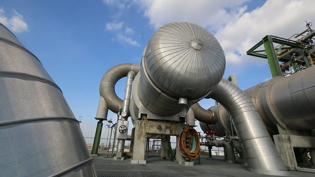 Heat exchanger in refining plant , Smooth panning video