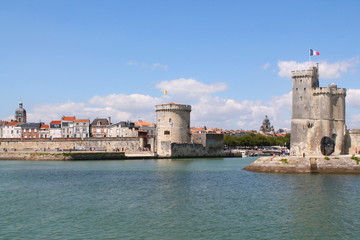 Entr&eacute;e du vieux port de La Rochelle, France