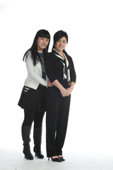 스튜디오 안 세자매