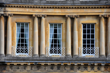Windows, Bath