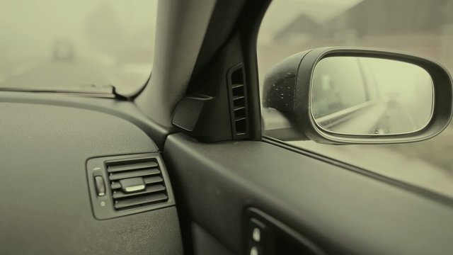 Car rear-view mirror