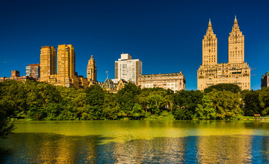 Fototapeta na wymiar Buildings in the Central Park West Historic District and The Lak