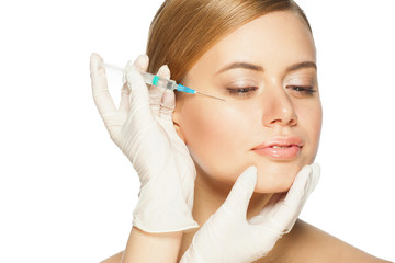 Cosmetic injection with syringe