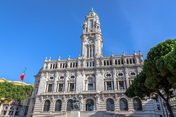 Fototapeta na wymiar City hall of Porto on Avenida dos Aliados, Portugal