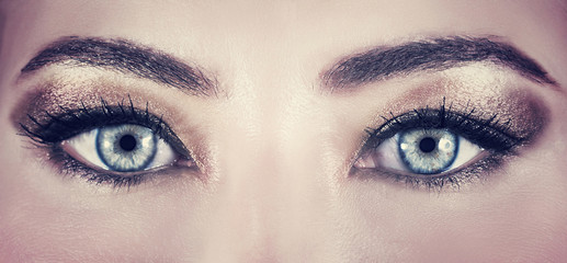 Obraz premium Beautiful eyes makeup