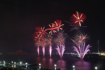 Multicolored symmetric firework display