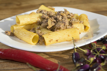 pasta with mince chilli and mushrooms