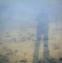 Silhouette auf Wasseroberfläche