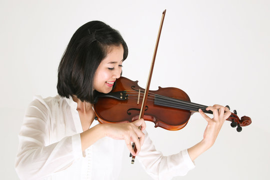 19,027 BEST Girls And Violins IMAGES, STOCK PHOTOS & VECTORS | Adobe Stock