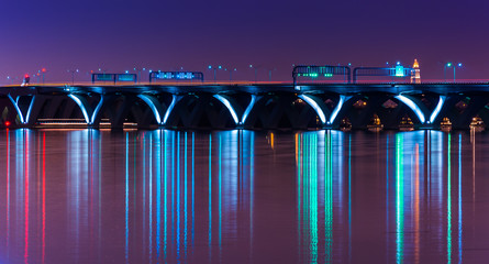 The Woodrow Wilson Bridge at night, seen from National Harbor, M