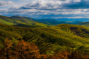 Fototapeta premium Evening view of the Appalachian Mountains from Skyline Drive in