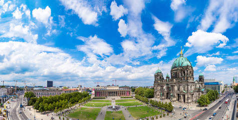 View of Berlin Cathedral © Sergii Figurnyi