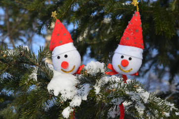 Новогодние снеговики.