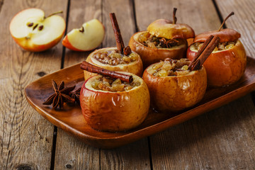 baked apples with raisins and cinnamon - 75028753