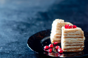 cake with cream and jam filling,