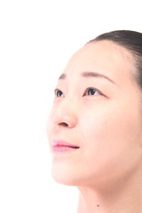 스킨케어컨셉의 여성 얼굴 클로즈업