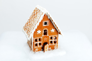 The hand-made eatable gingerbread house and snow decoration
