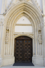 Fototapeta na wymiar zagreb cathedral doors