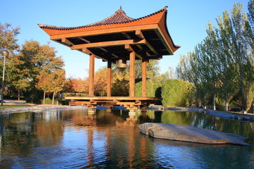 Fototapeta premium peace bell in traditional japanese style temple.