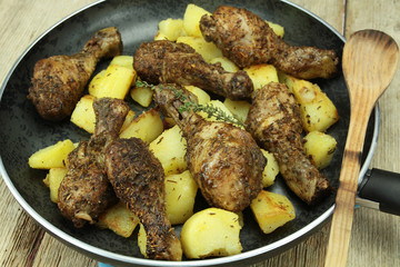 pilons de poulet au thym