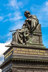 Obraz premium Sculpture of Friedrich August in Dresden